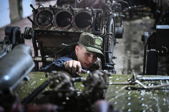 Russia Ukraine Military Operation Repair Unit