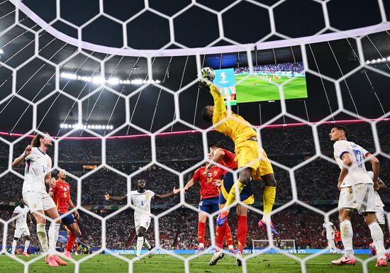 Russia Soccer Euro 2024 Spain - France