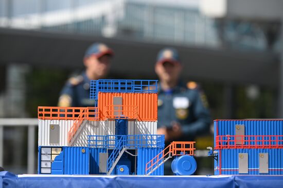 The Meeting of the Heads of BRICS Emergency Agencies. A tour of the fire and rescue equipment. A model of a training complex. Location: Russia, Republic of Tatarstan, Kazan. Author: Maksim Bogodvid. Meeting of the Heads of BRICS Emergency Agencies