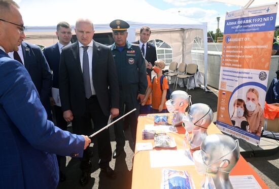 The Meeting of the Heads of BRICS Emergency Agencies. A tour of the fire and rescue equipment exhibition. Second left: Minister for Civil Defence, Emergencies and Natural Disaster Relief of the Russian Federation Alexander Kurenkov. Location: Russia, Republic of Tatarstan, Kazan. Author: Mikhail Voskresenskiy. Meeting of the Heads of BRICS Emergency Agencies