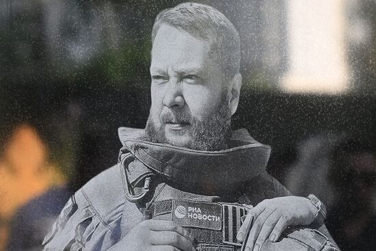 Russia Ukraine Military Operation Journalist Grave Monument