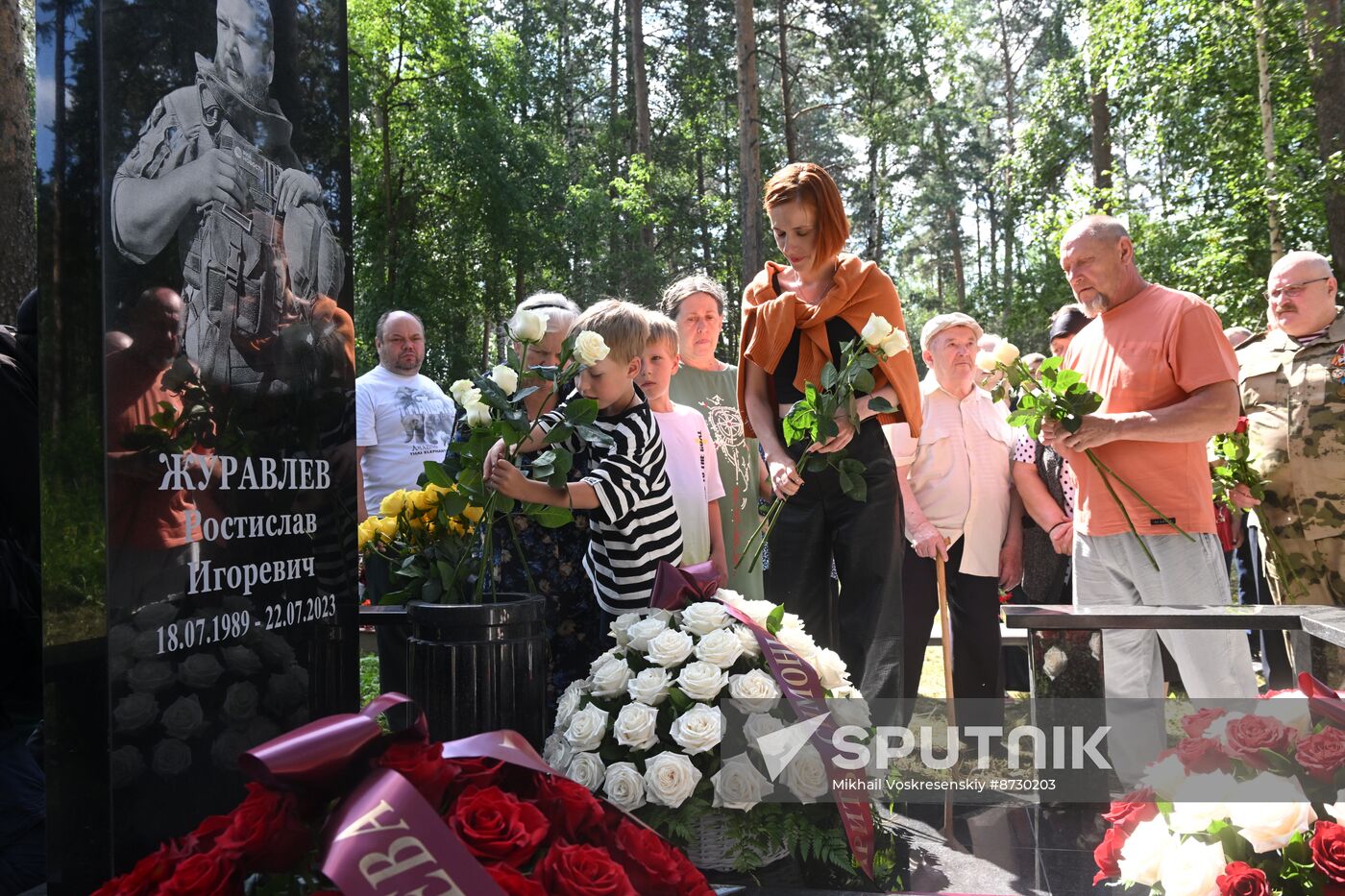 Russia Ukraine Military Operation Journalist Grave Monument