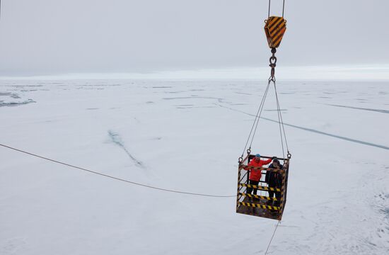 Russia North Pole Paraglider Flight