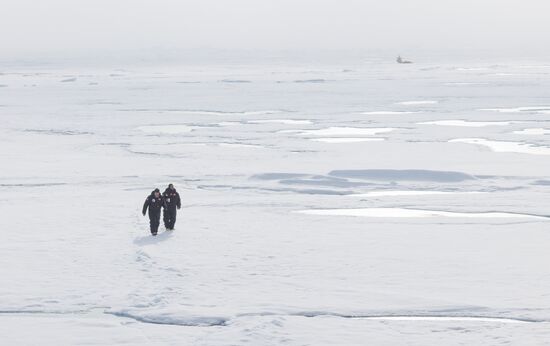 Russia North Pole Paraglider Flight