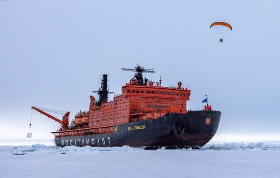 Russia North Pole Paraglider Flight