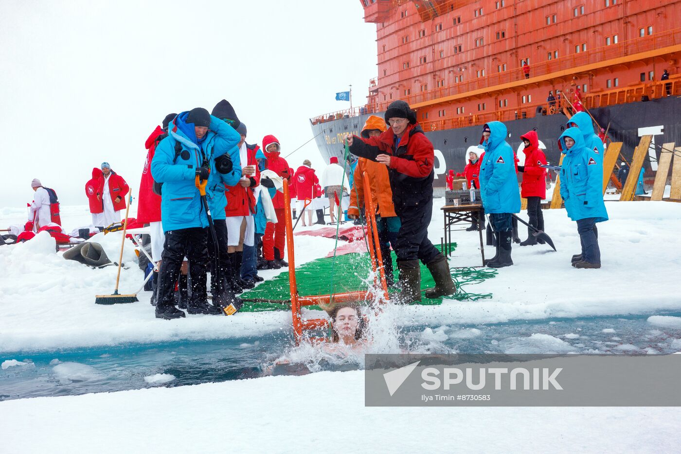 Russia North Pole Icebreaker Expedition