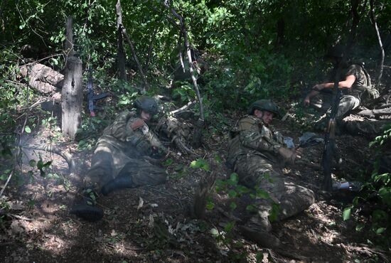 Russia Ukraine Military Operation Assault Units Tactical Medicine Training