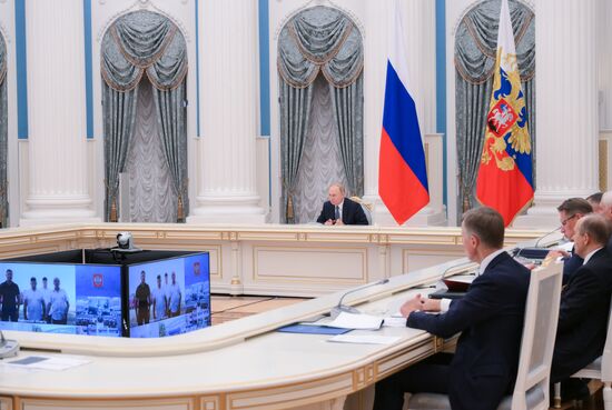 Russia Putin New Regions Socioeconomic Development