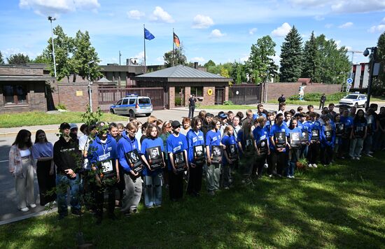 Russia Donbass War Child Victims Remembrance Day