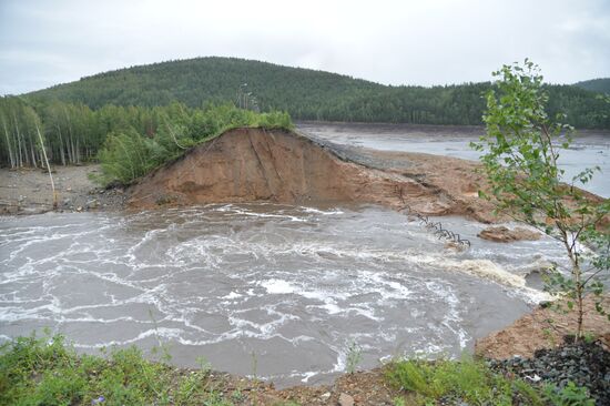 Russia Dam Breach Aftermath