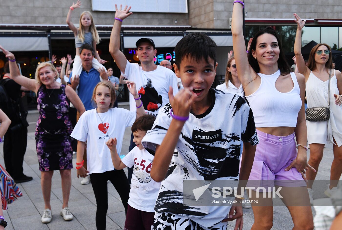 Russia Mass Lambada Dancing Flash Mob