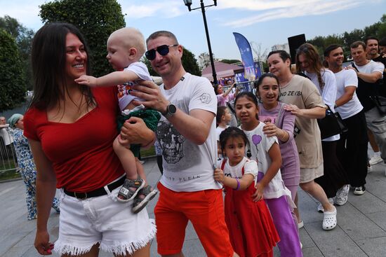 Russia Mass Lambada Dancing Flash Mob