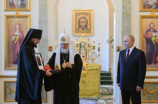 Pussia Putin St Alexander Nevsky Lavra