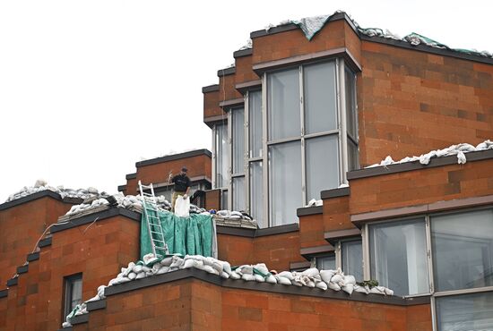 Russia France Embassy Sandbags