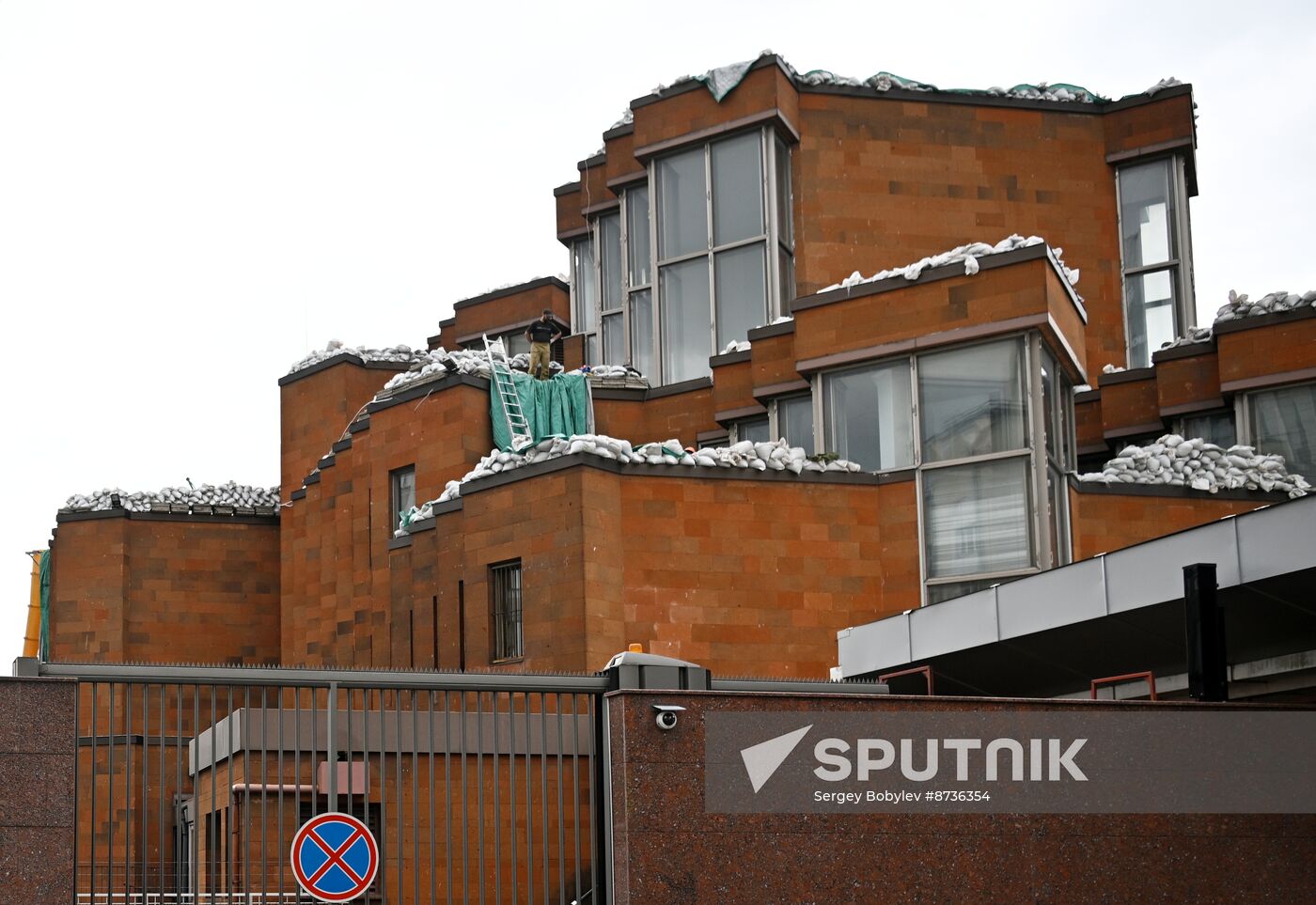 Russia France Embassy Sandbags