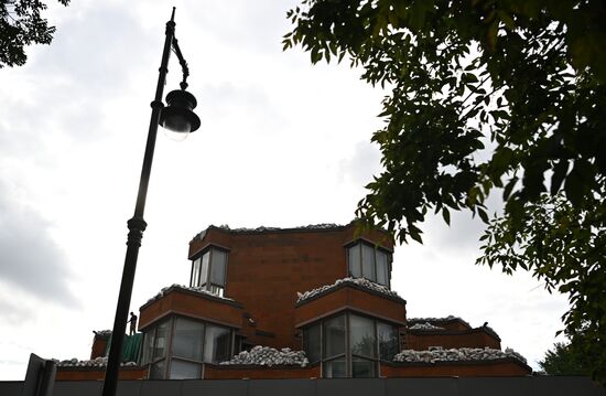 Russia France Embassy Sandbags