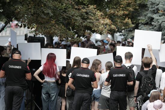 Moldova Opposition Elections Trial