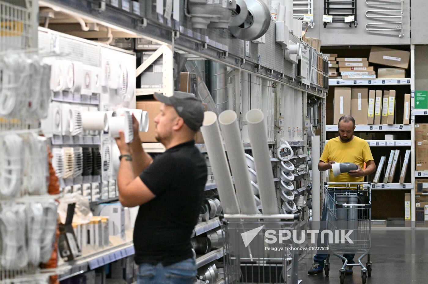 Russia Leroy Merlin Rebranding