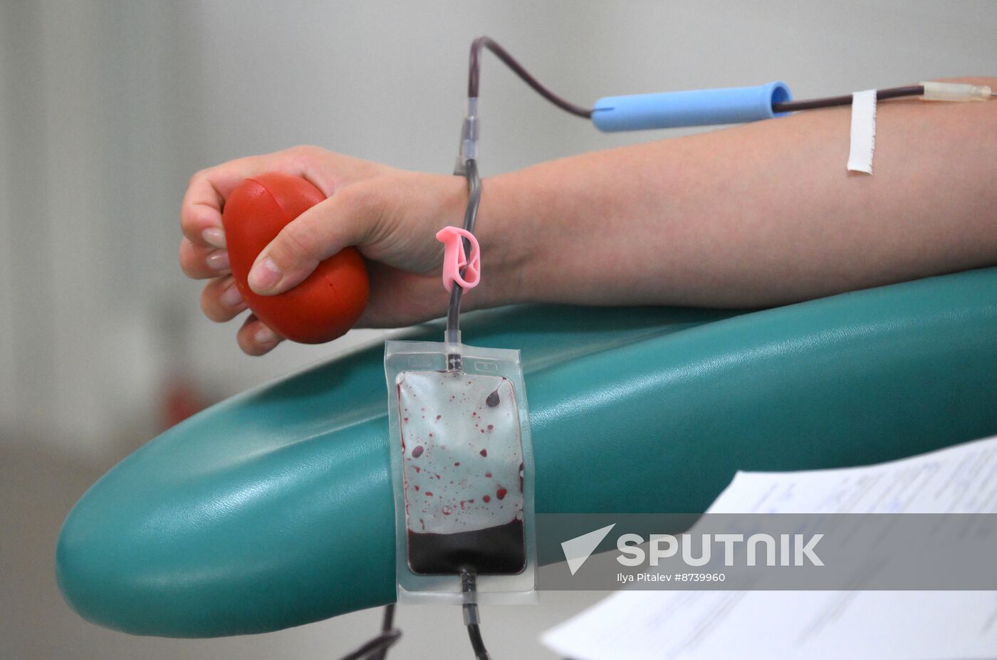 Russia Ukraine Kursk Attack Blood Donation