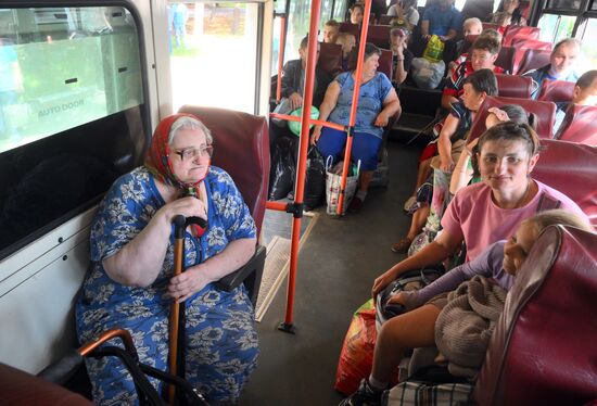 Russia Ukraine Kursk Attack Evacuees