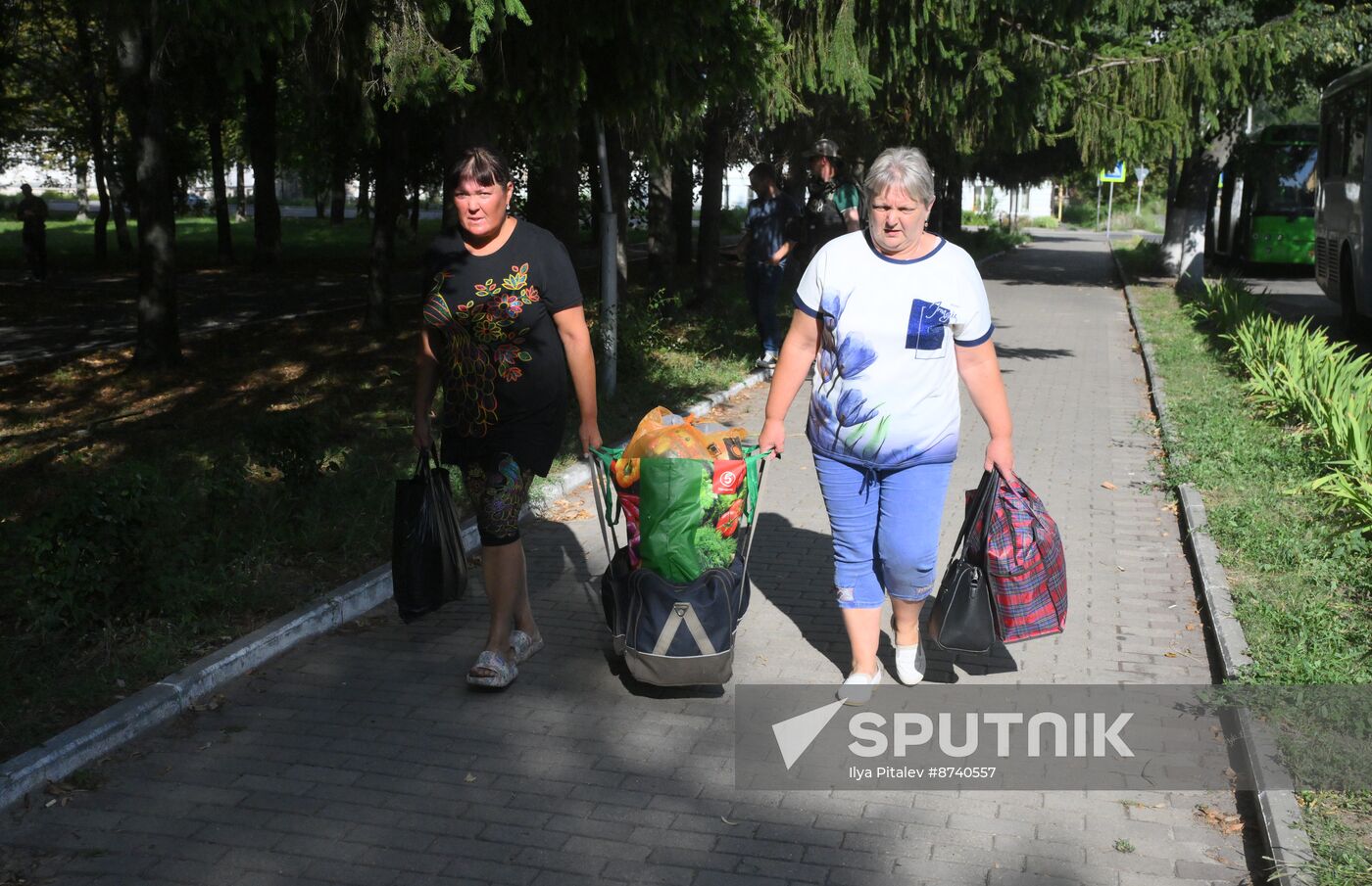 Russia Ukraine Kursk Attack Evacuees