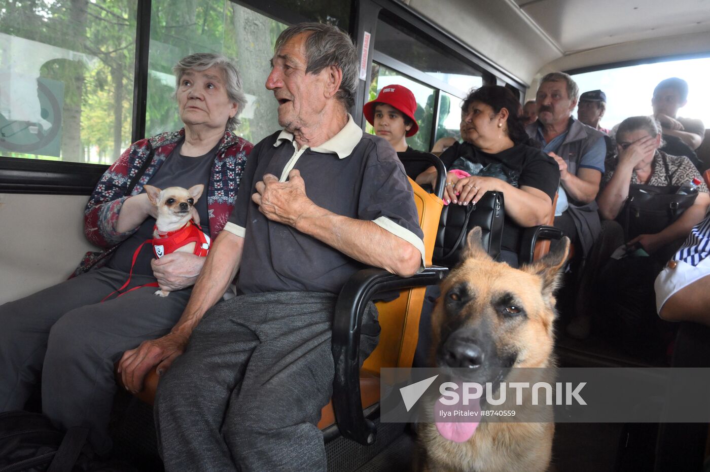 Russia Ukraine Kursk Attack Evacuees