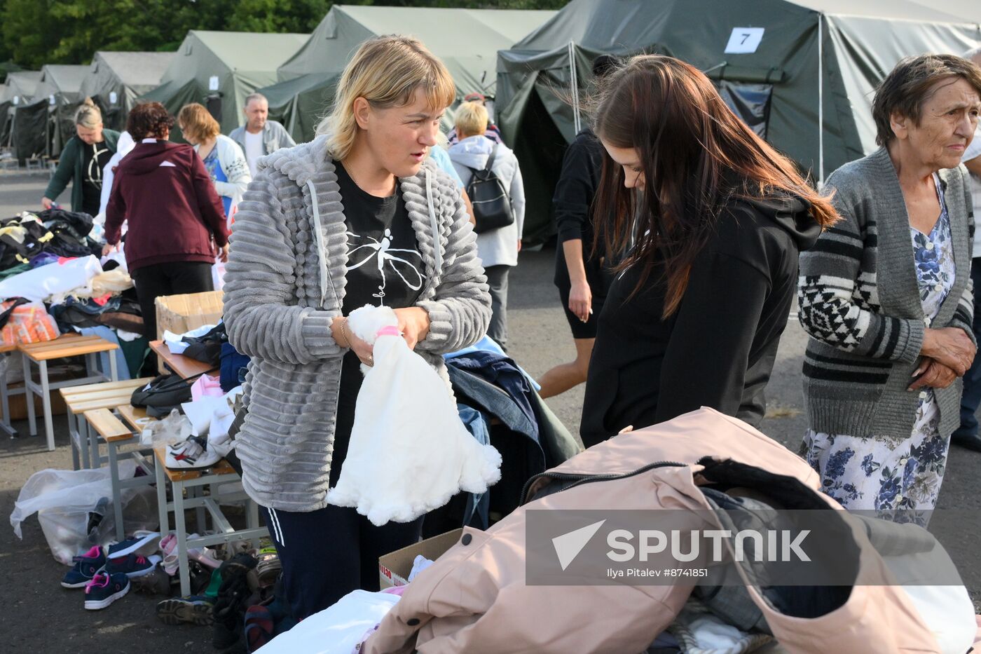 Russia Ukraine Kursk Attack Evacuees