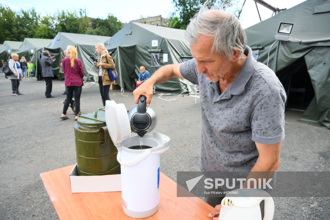 Russia Ukraine Kursk Attack Evacuees