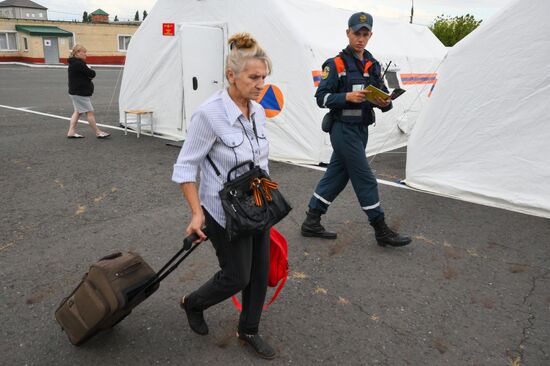 Russia Ukraine Kursk Attack Evacuees