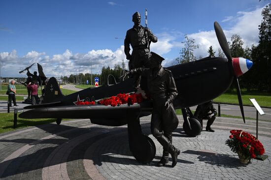 Russia WWII Allies Monument