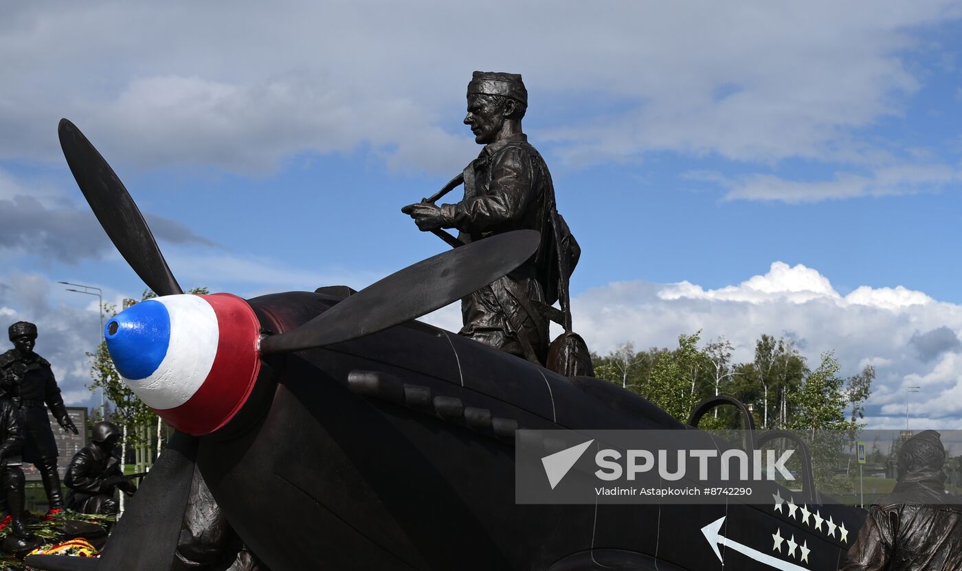 Russia WWII Allies Monument