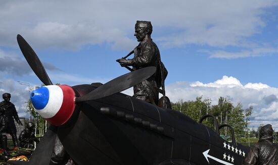 Russia WWII Allies Monument