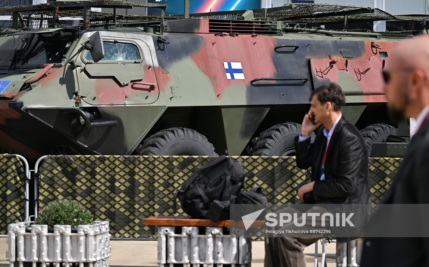 Russia Army Forum Ukraine Captured Military Equipment