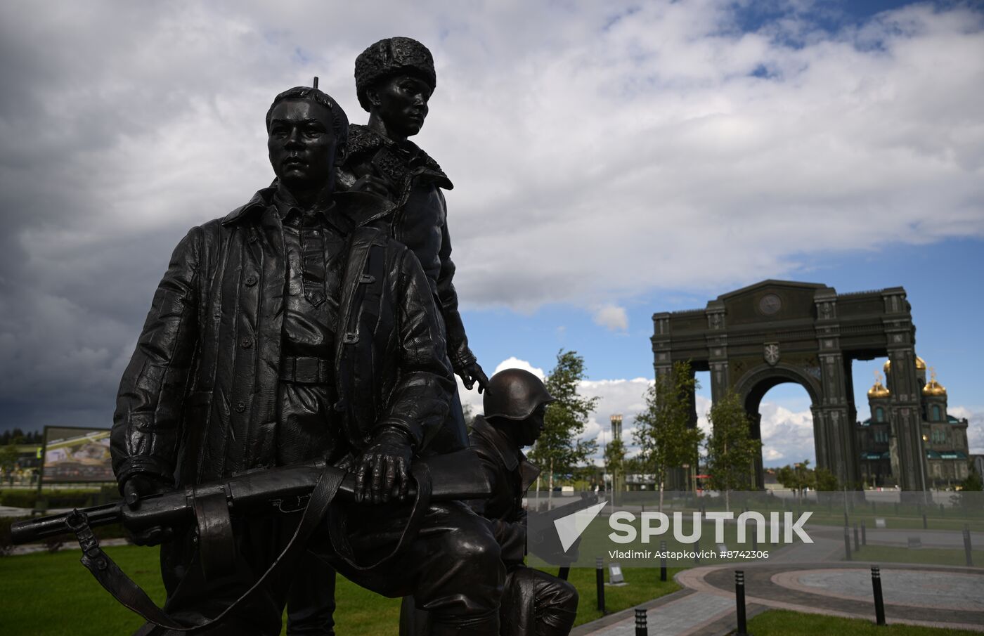 Russia WWII Allies Monument