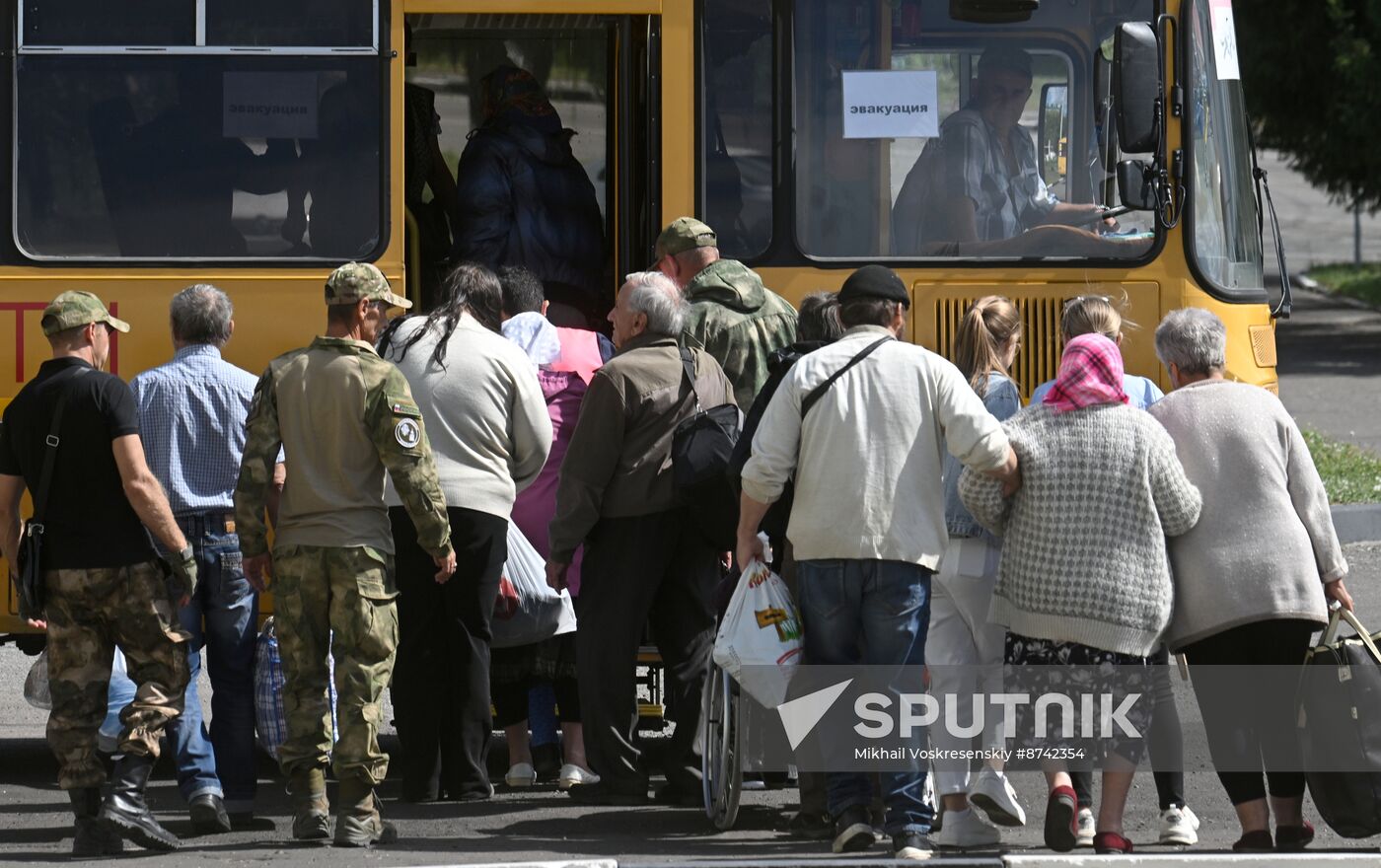 Russia Belgorod Evacuees