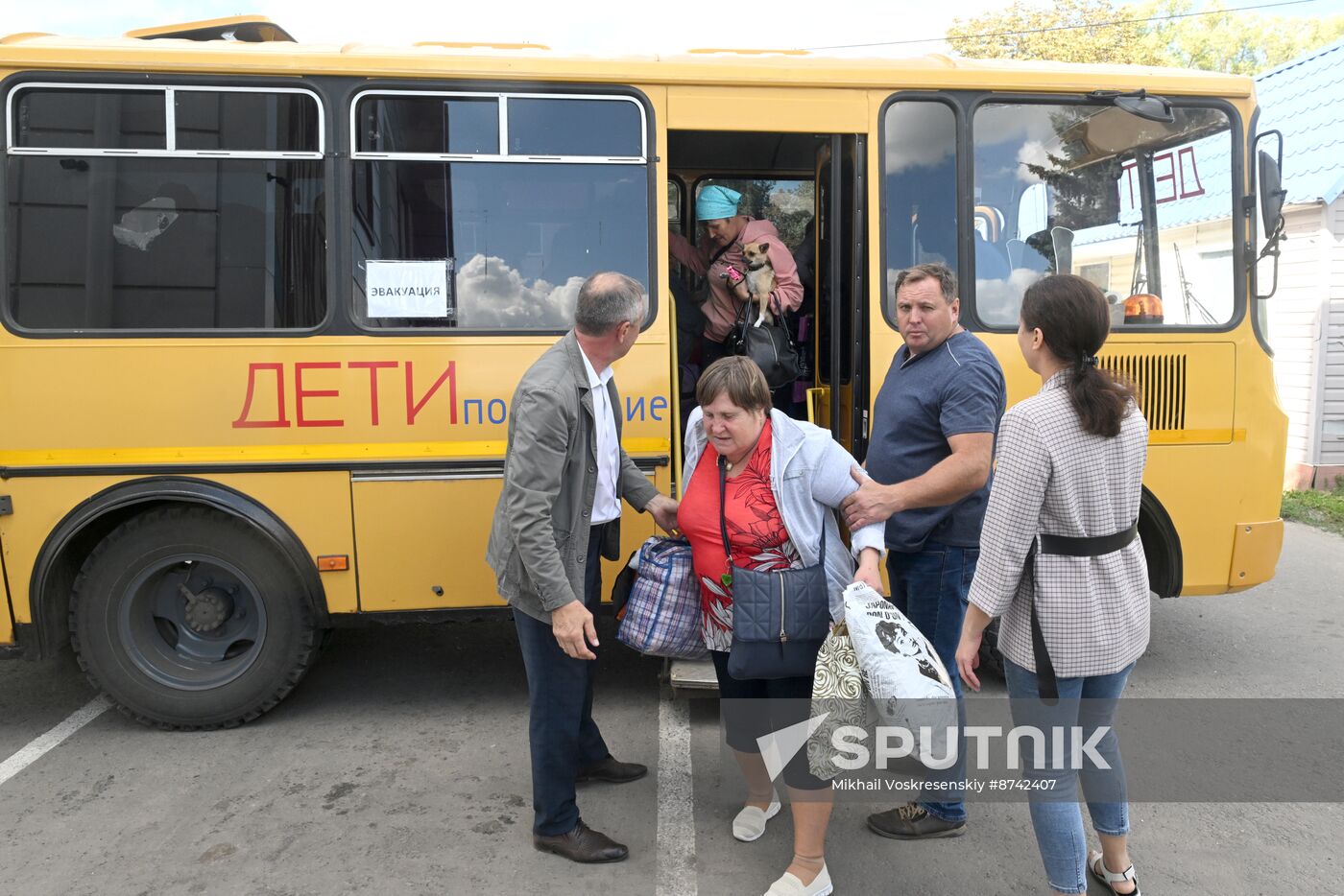 Russia Belgorod Evacuees