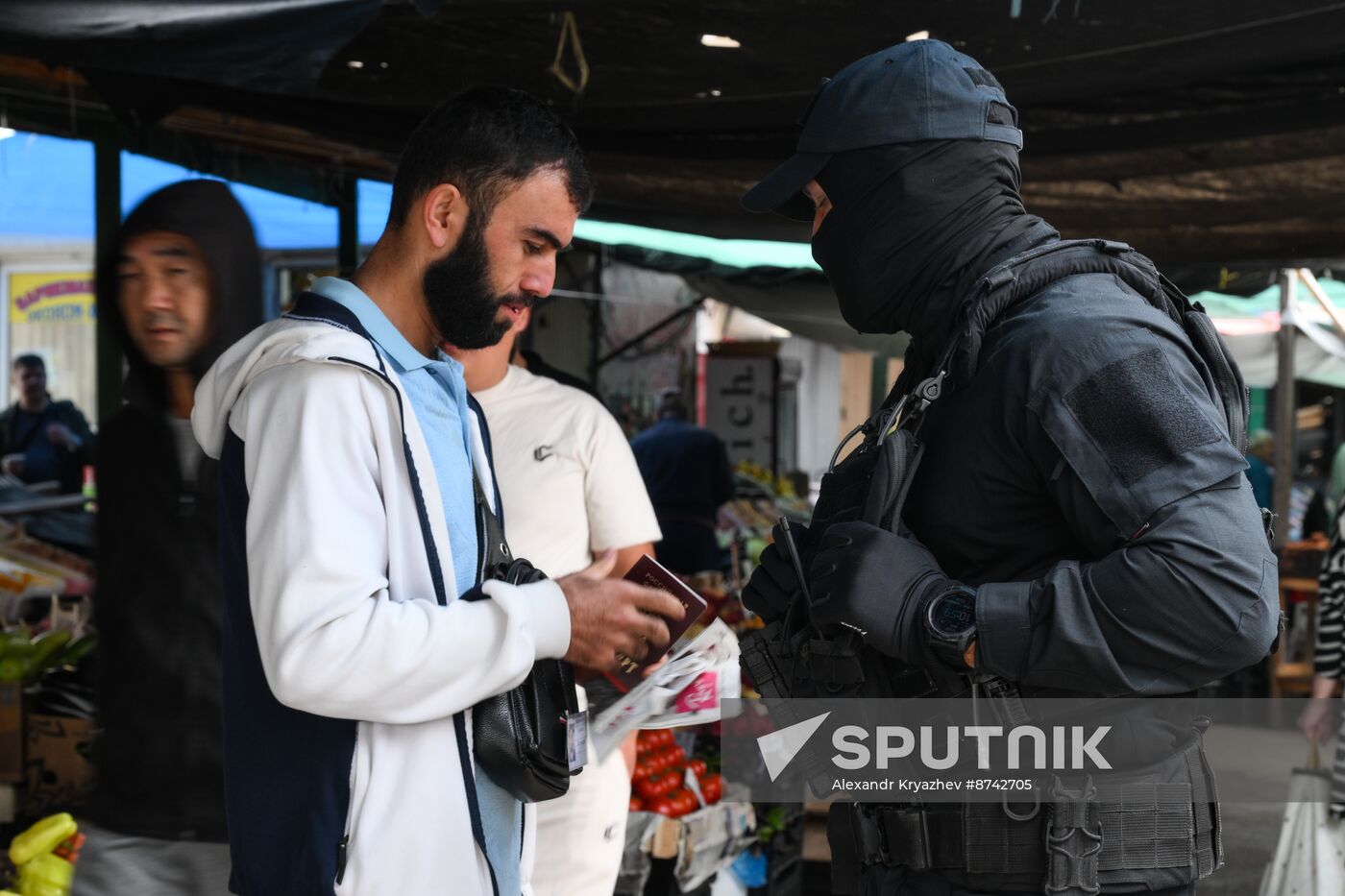 Russia Migrants
