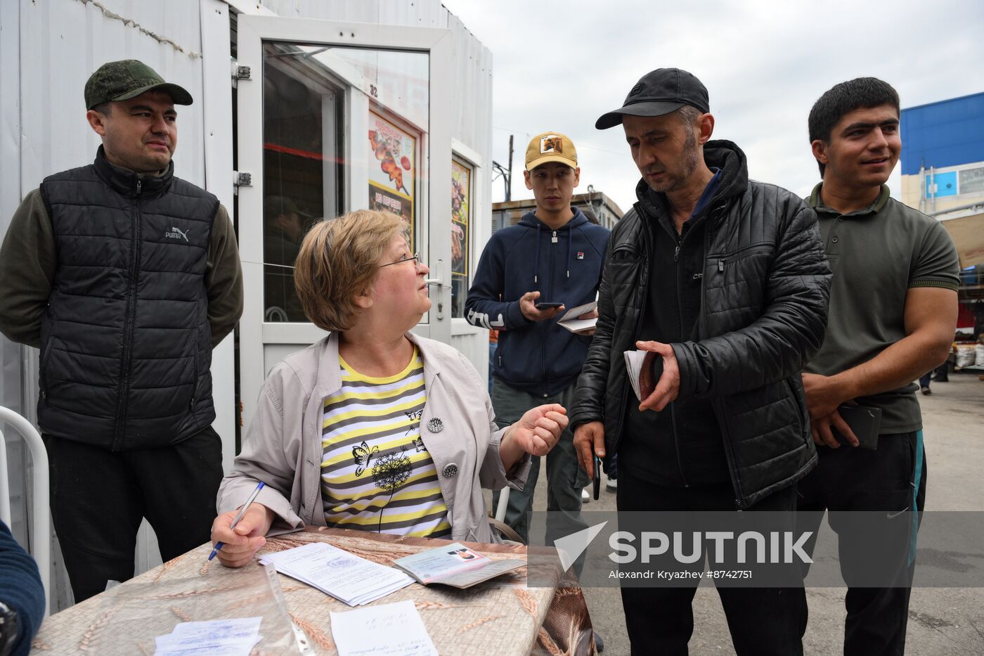 Russia Migrants
