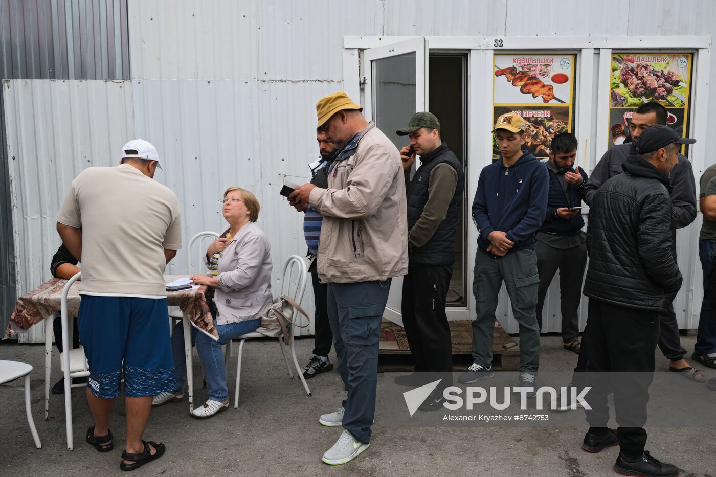 Russia Migrants
