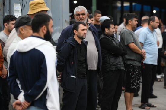 Russia Migrants