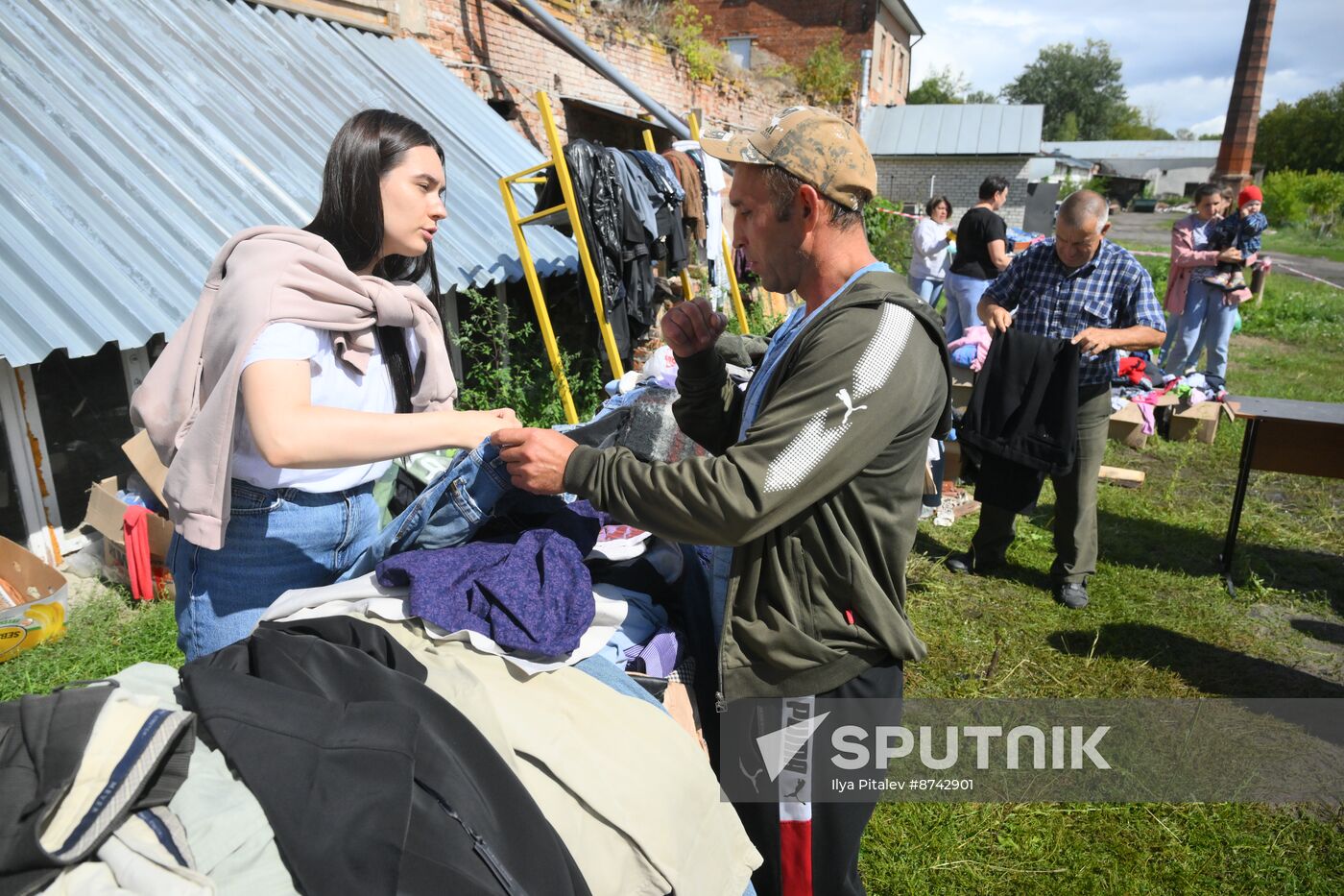 Russia Ukraine Kursk Attack Humanitarian Aid Centre
