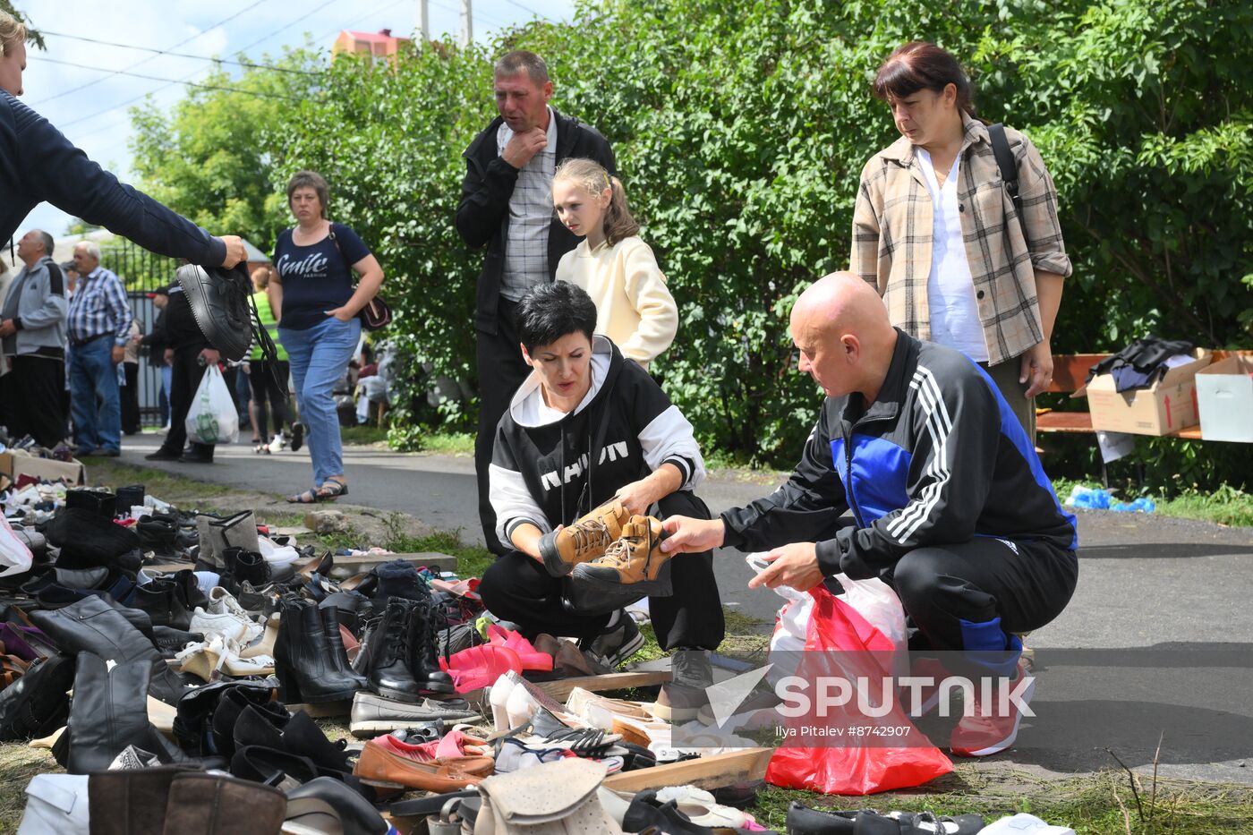Russia Ukraine Kursk Attack Humanitarian Aid Centre