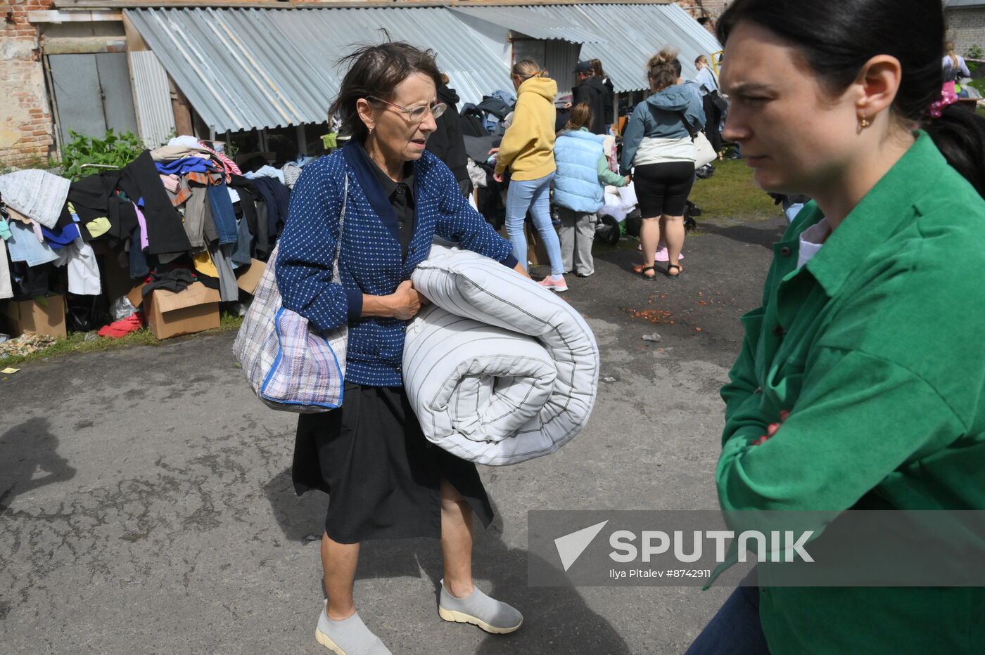 Russia Ukraine Kursk Attack Humanitarian Aid Centre