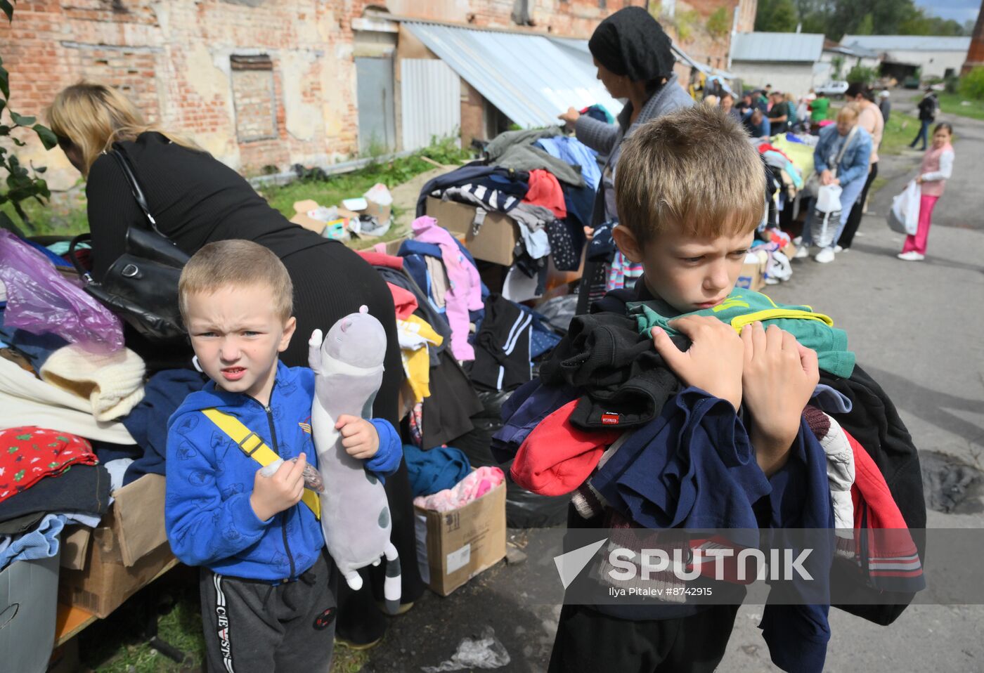 Russia Ukraine Kursk Attack Humanitarian Aid Centre