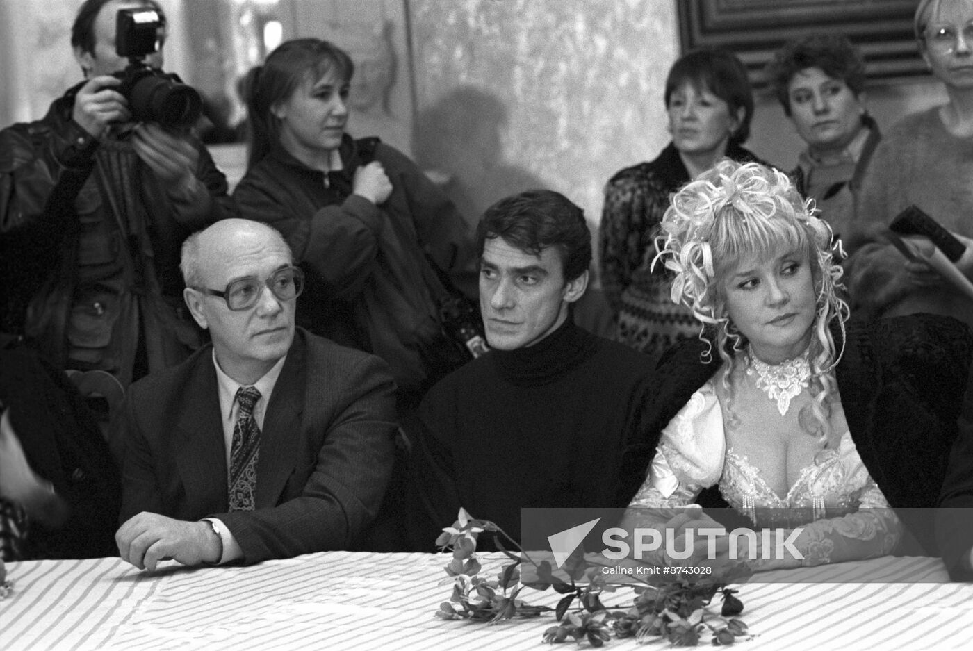 News conference on filming Shirli-Myrli movie