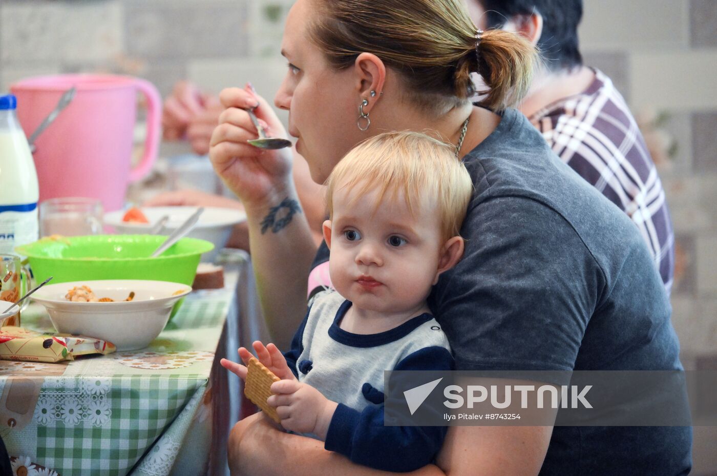 Russia Ukraine Kursk Attack Evacuees