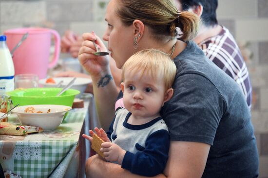 Russia Ukraine Kursk Attack Evacuees