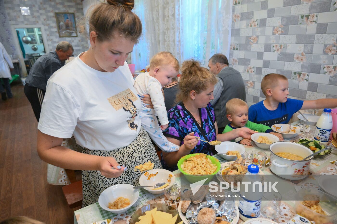 Russia Ukraine Kursk Attack Evacuees