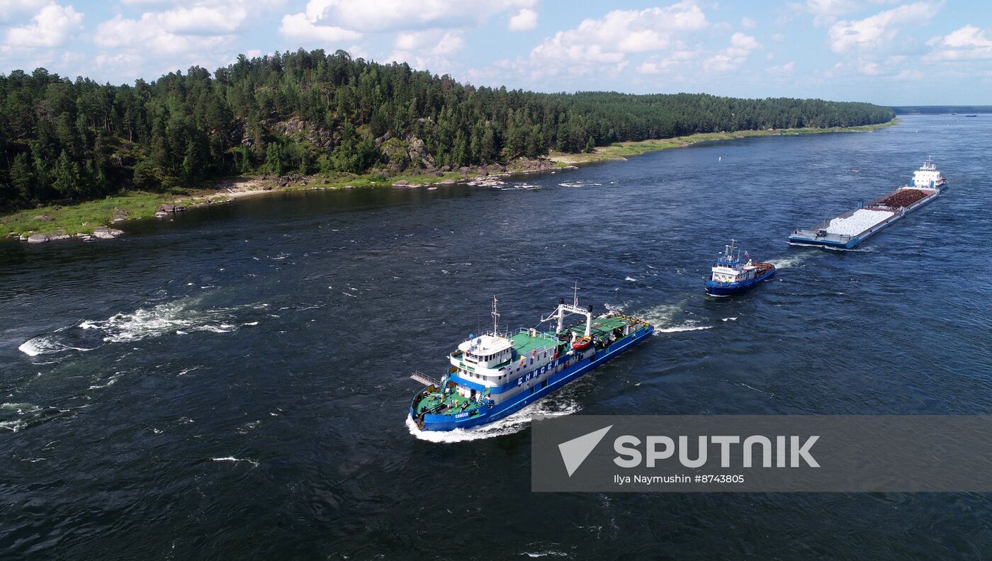 Russia Siberia Chain Steam Tow