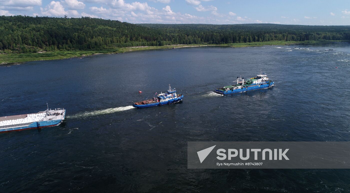 Russia Siberia Chain Steam Tow